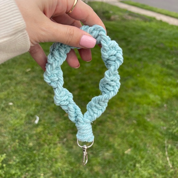 Macrame Keychain Wristlet - Picture 1 of 2
